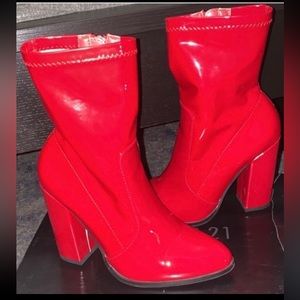 Forever 21 red faux leather boots ❤️